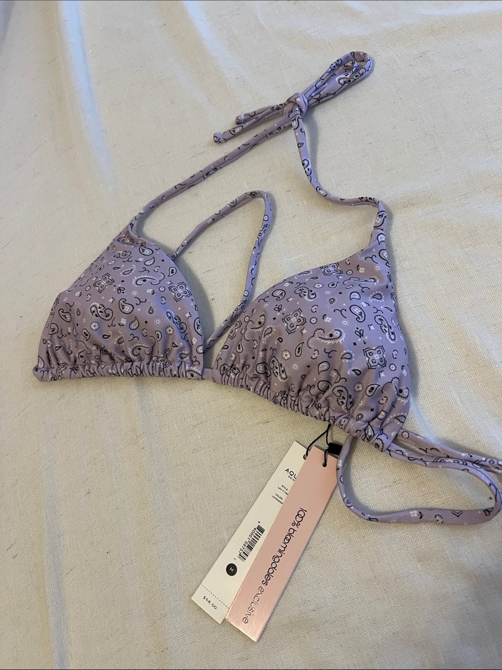 NWT Aqua Swim triangle bikini top in a soft lavender paisley print